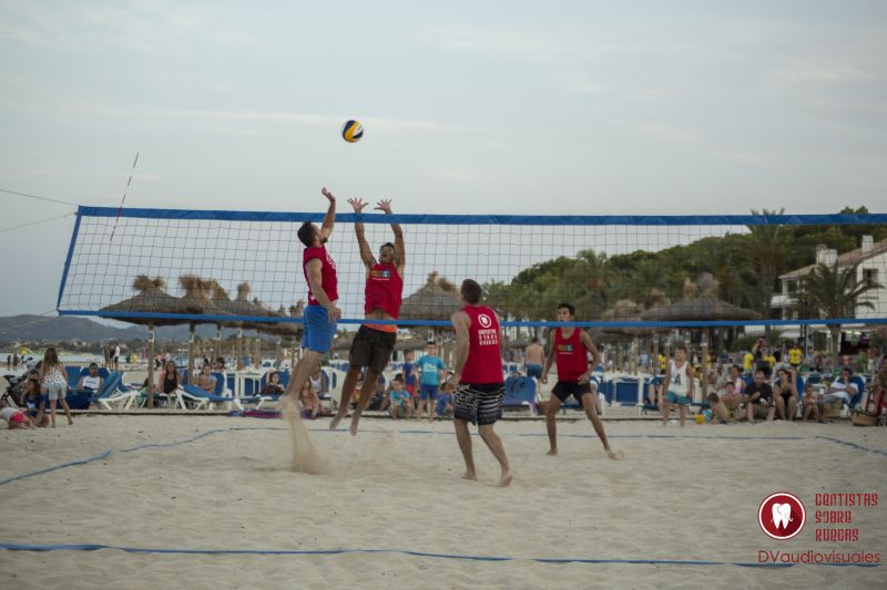 Gran participación en el VII Torneo Solidario de Voley Playa DSR-Festes del Carme