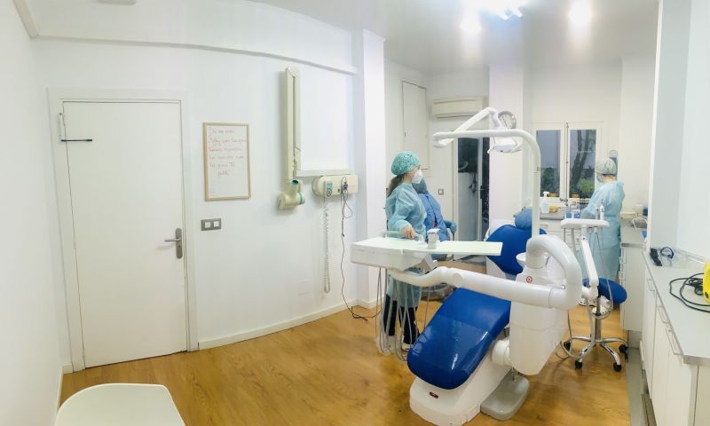 La Clínica Dental Solidaria Coloma Vidal cerró 2020 con 6.726 visitas a 924 pacientes y una lista de espera de 7 meses